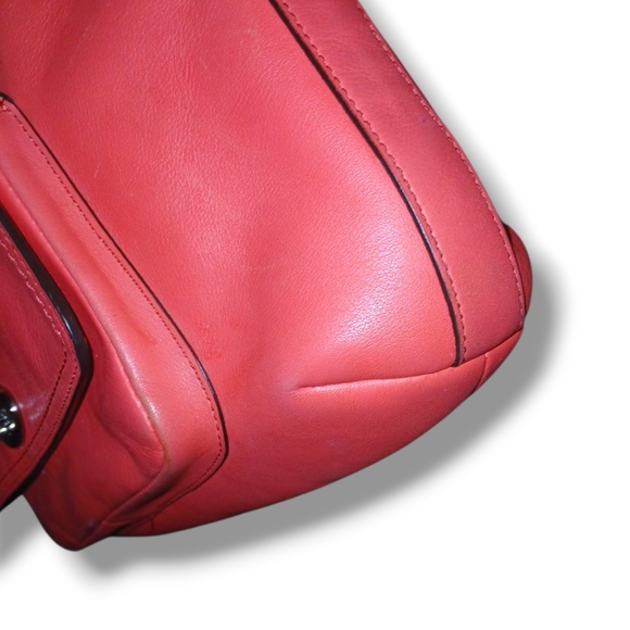 Pre-loved Coach Legacy Courtenay Hobo Bag (Missing Long Strap( - Picture 4 of 10